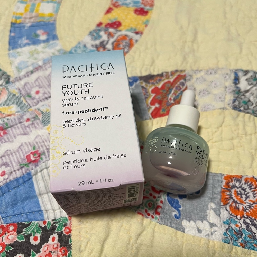 Pacifica Future Youth Gravity Rebound Serum NIB